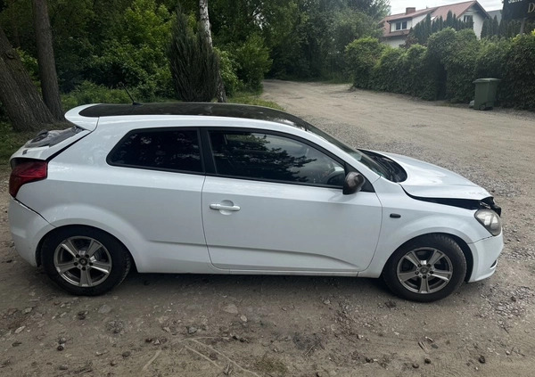 Kia Ceed cena 7400 przebieg: 133000, rok produkcji 2011 z Warszawa małe 37